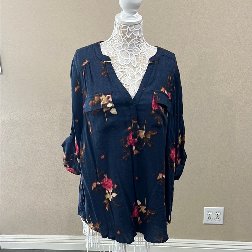 Torrid Navy Blue Cuffed Sleeve Blouse with Floral Design